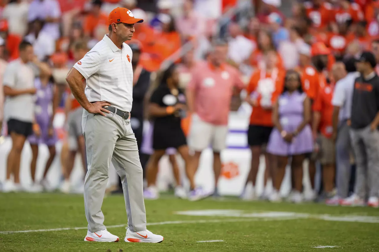 Clemson coach Dabo Swinney says high player pay comes with high responsibility amid team's struggles