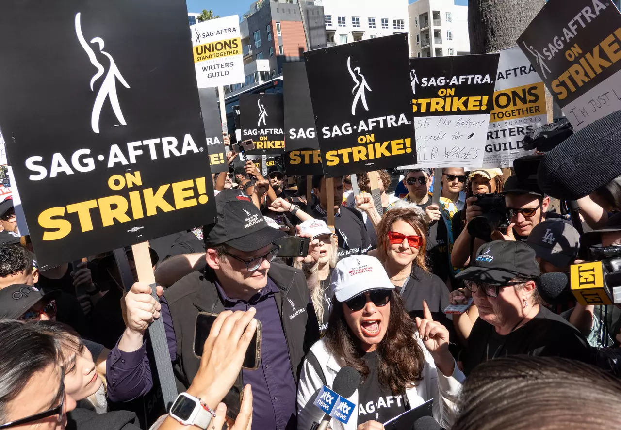 SAG-AFTRA sets up 'Robin Hood' fund for streaming cash two years after strike. What is it?